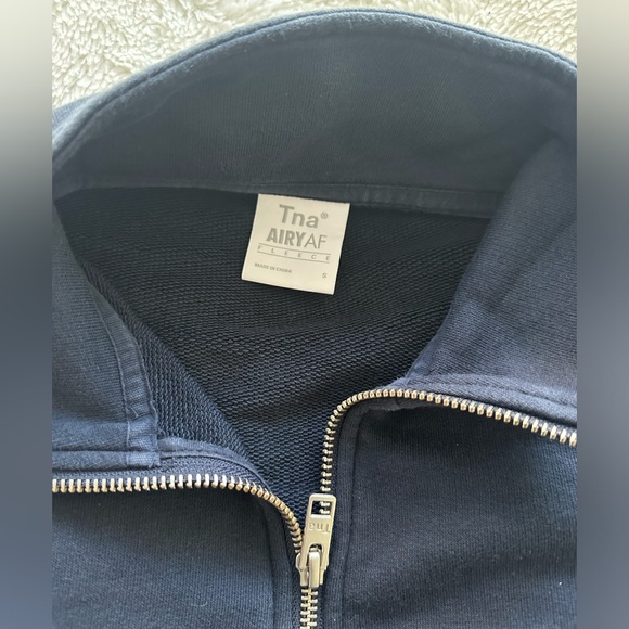 TNA Sweater - Picture 2 of 4